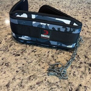 Gray Camo Men's Chain Lifting Belt